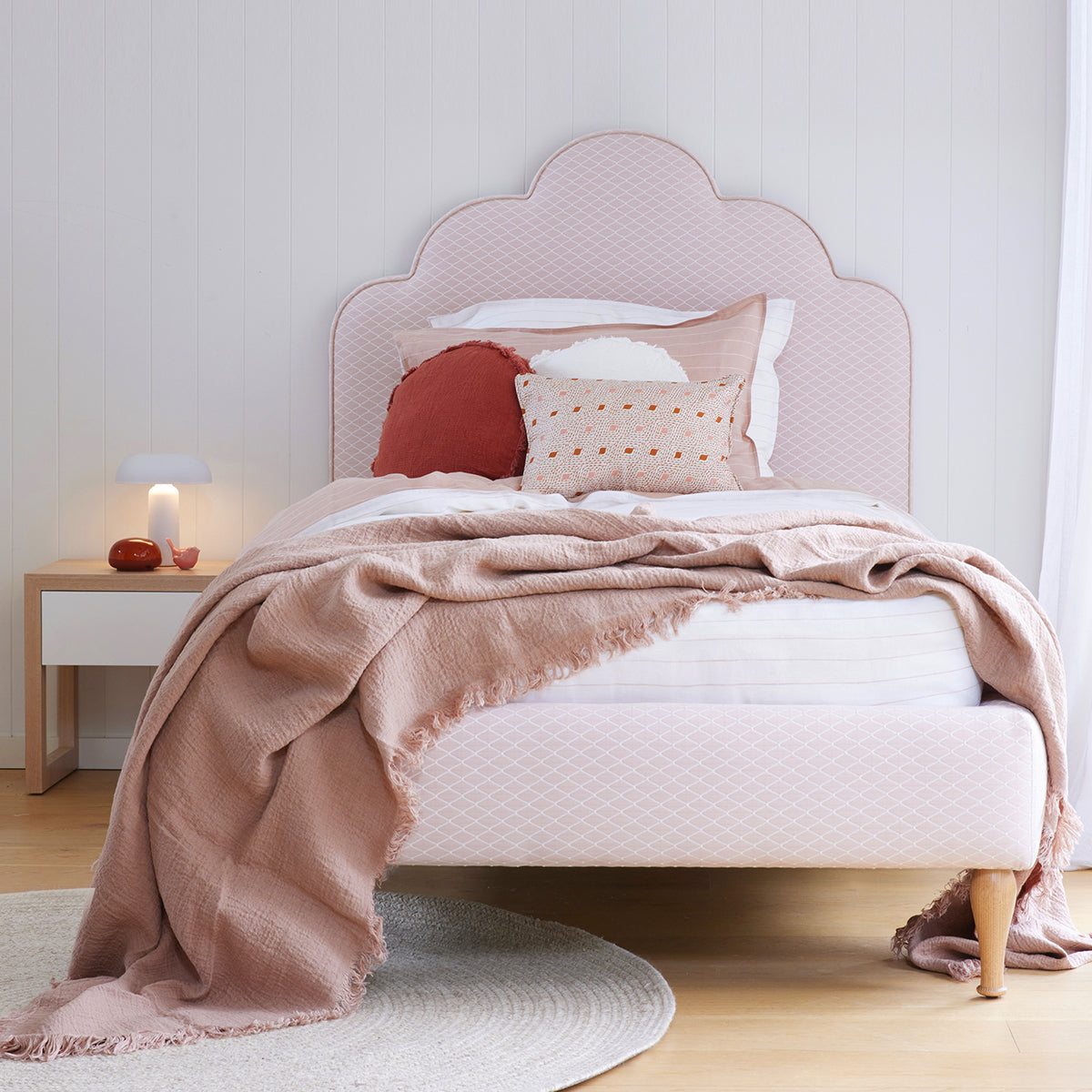 Pink Diamond: Get the Look
