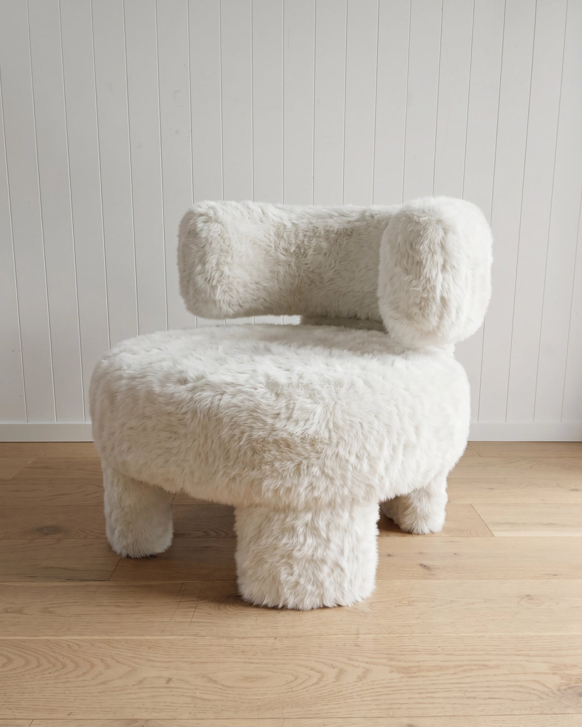 HARE CHAIR