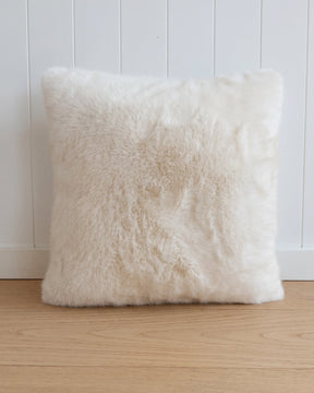 HARE CUSHION