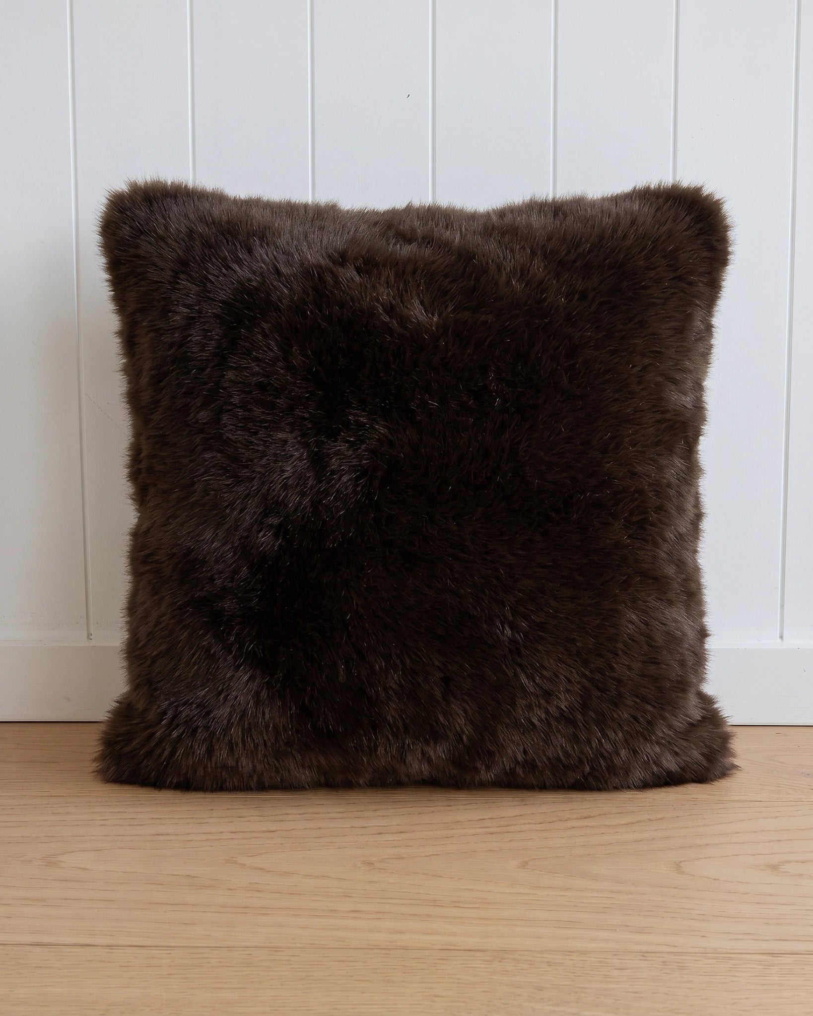HARE CUSHION