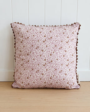 DAISY MEADOW CUSHION