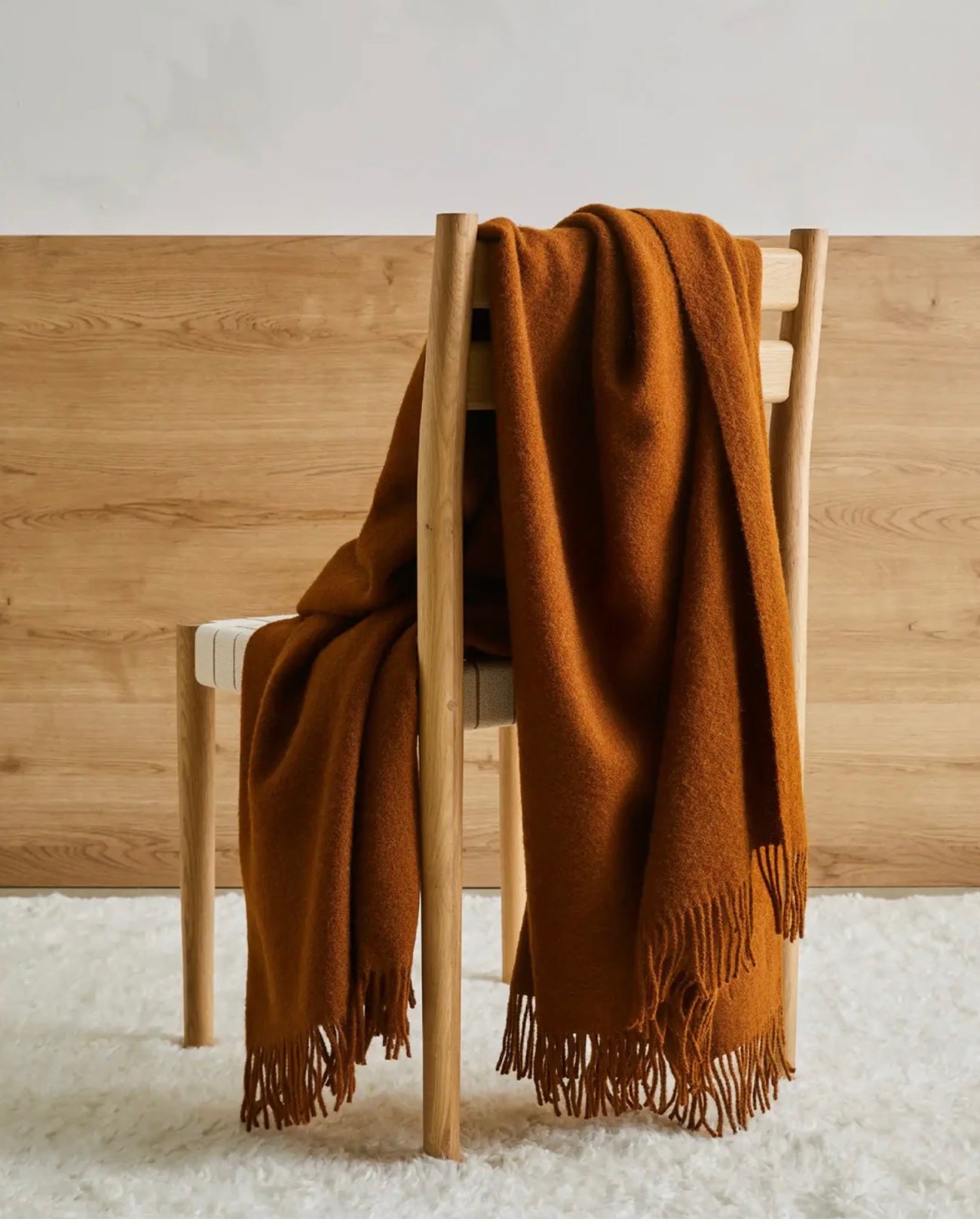 NEVIS WOOLLEN THROW