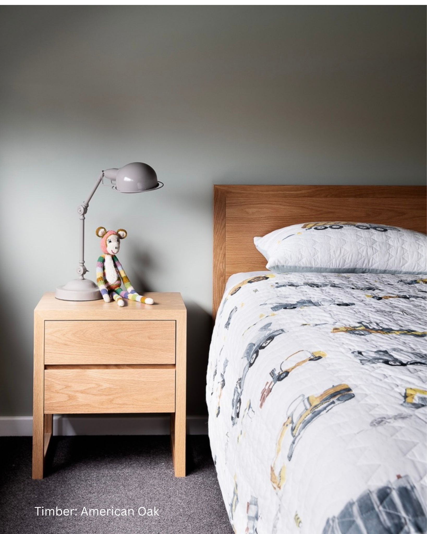 OAK BOX TIMBER BED
