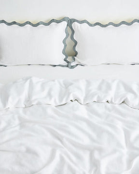 LINEN SCALLOPED PILLOWCASE SET