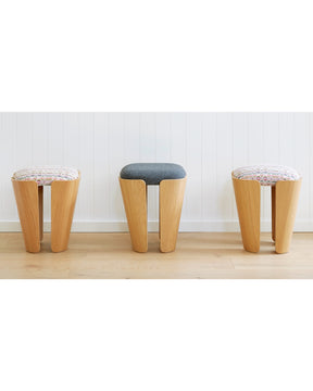 TULIPA NATURAL STOOL