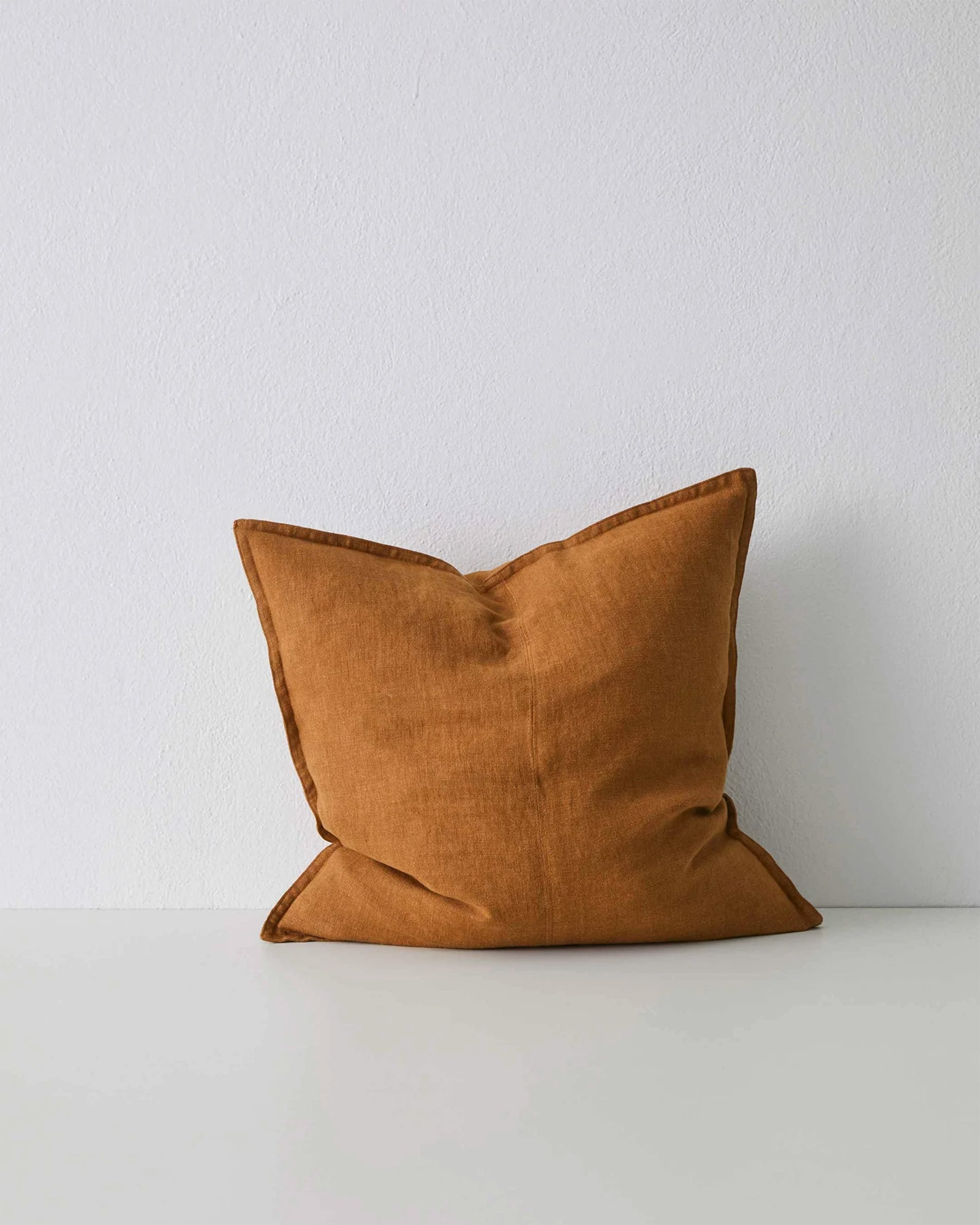 COMO LINEN CUSHION SQUARE