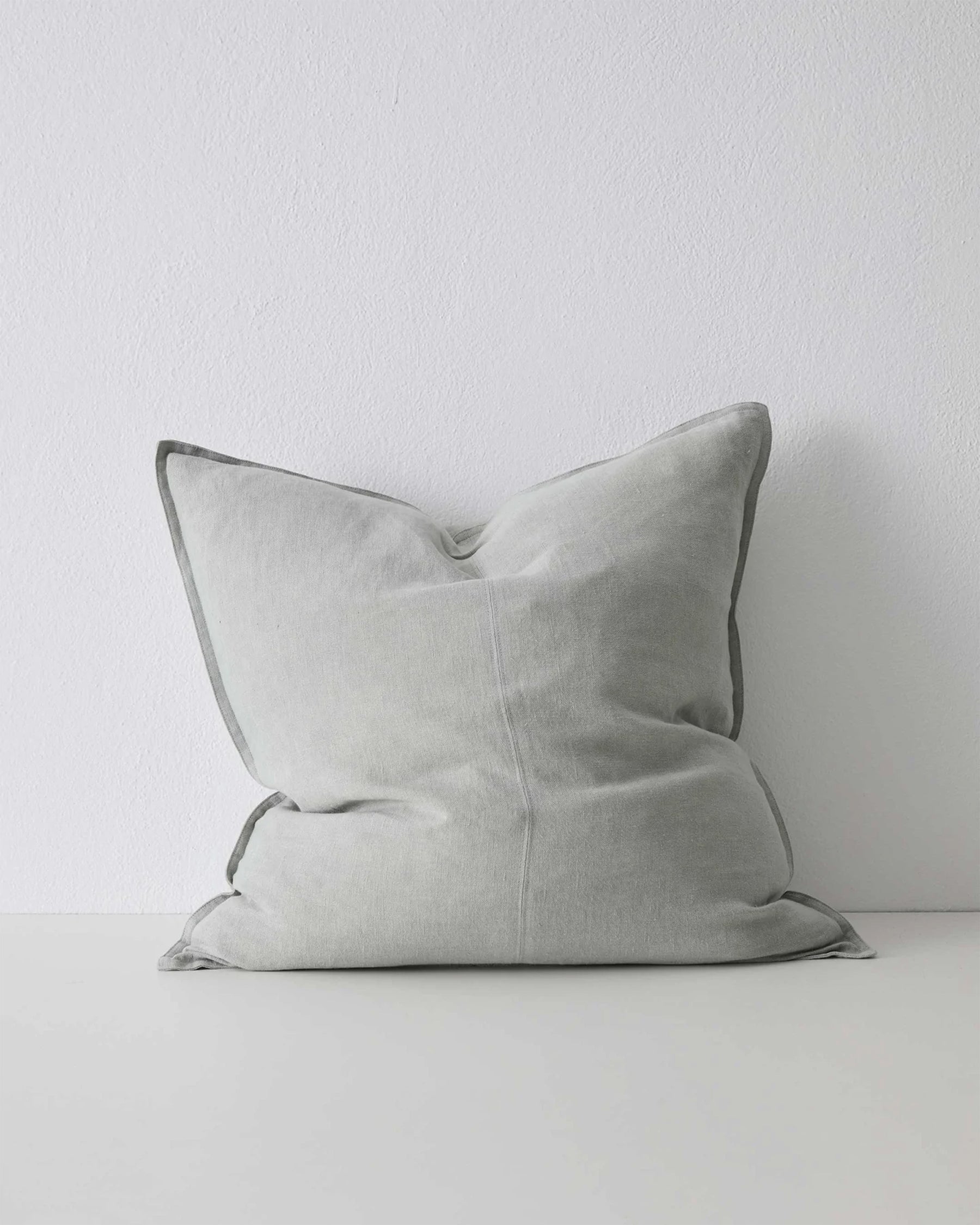 COMO LINEN CUSHION SQUARE