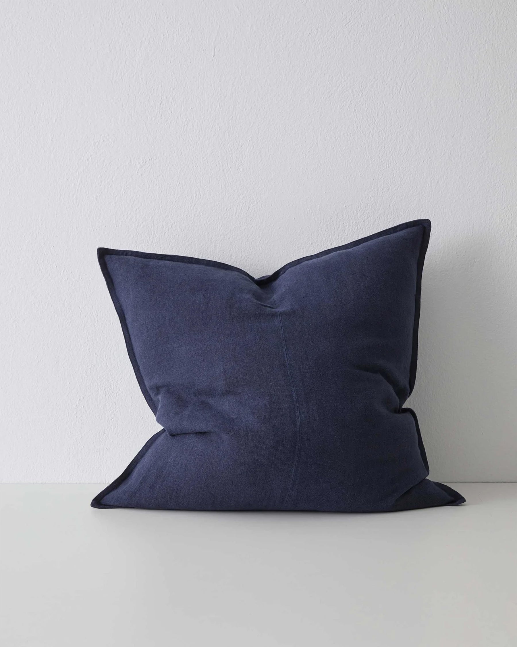 COMO LINEN CUSHION SQUARE