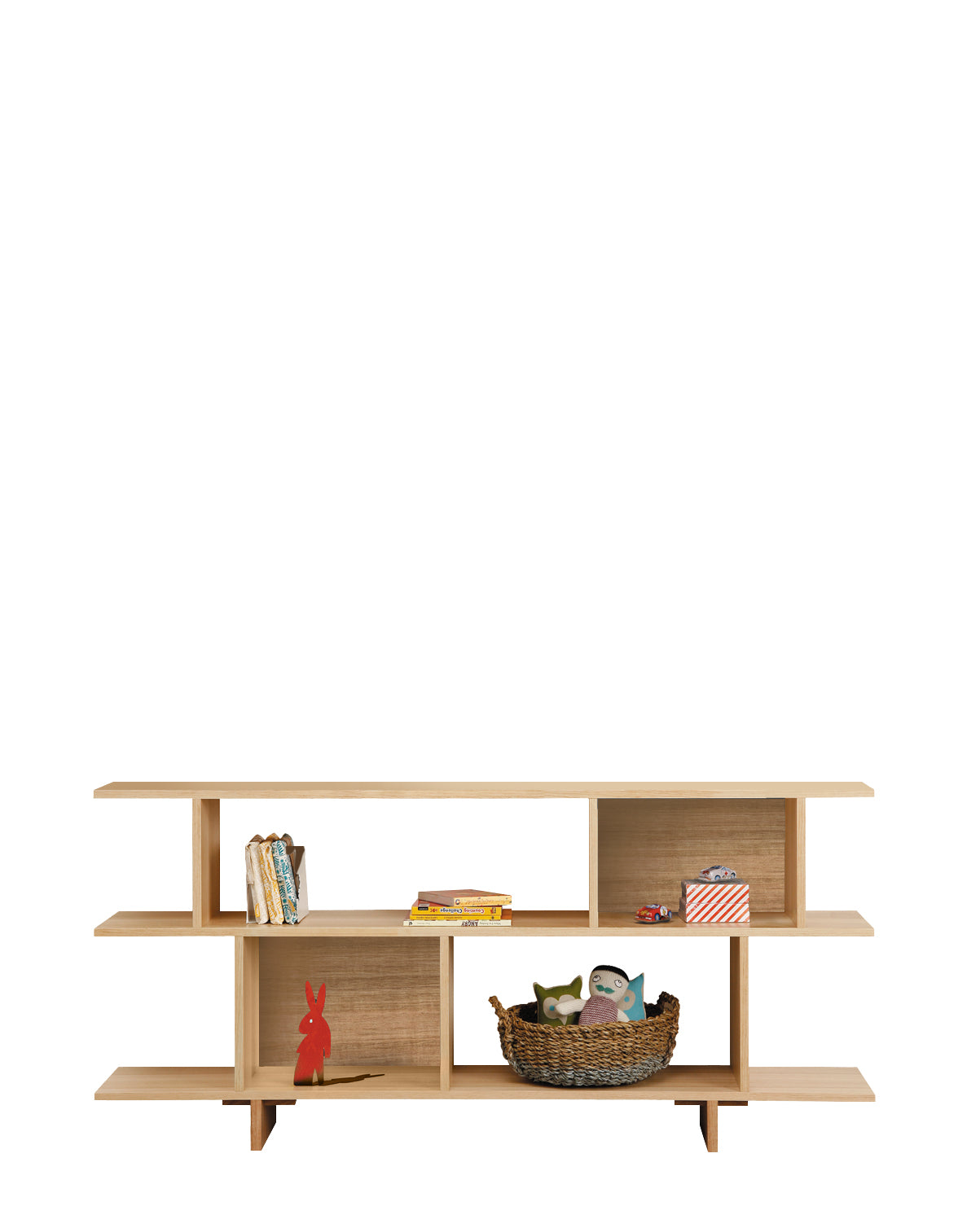  This perfectly handy bookcase offers equal amounts of versatility and practicality. Simplifying kid's spaces with handy nooks for books and toys to be packed away. Ideal for smaller spaces, the slimline profile sits easily under windows and narrow spaces.